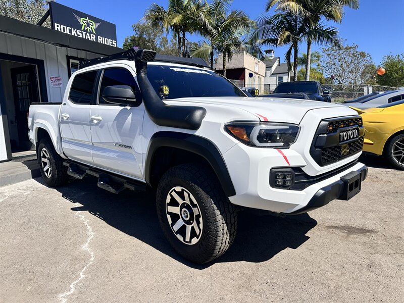 2018 Toyota Tacoma SR5 V6 - Photo 27 - Vista, CA 92084