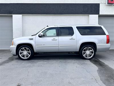 2014 Cadillac Escalade ESV Premium * 22 " RIMS * 2 TVS *   - Photo 5 - Vista, CA 92084