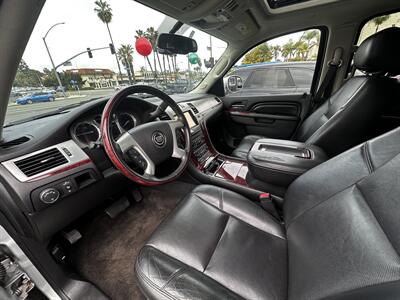 2014 Cadillac Escalade ESV Premium * 22 " RIMS * 2 TVS *   - Photo 29 - Vista, CA 92084