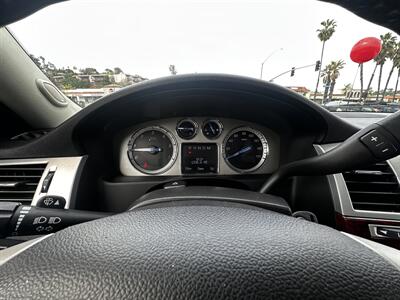 2014 Cadillac Escalade ESV Premium * 22 " RIMS * 2 TVS *   - Photo 32 - Vista, CA 92084