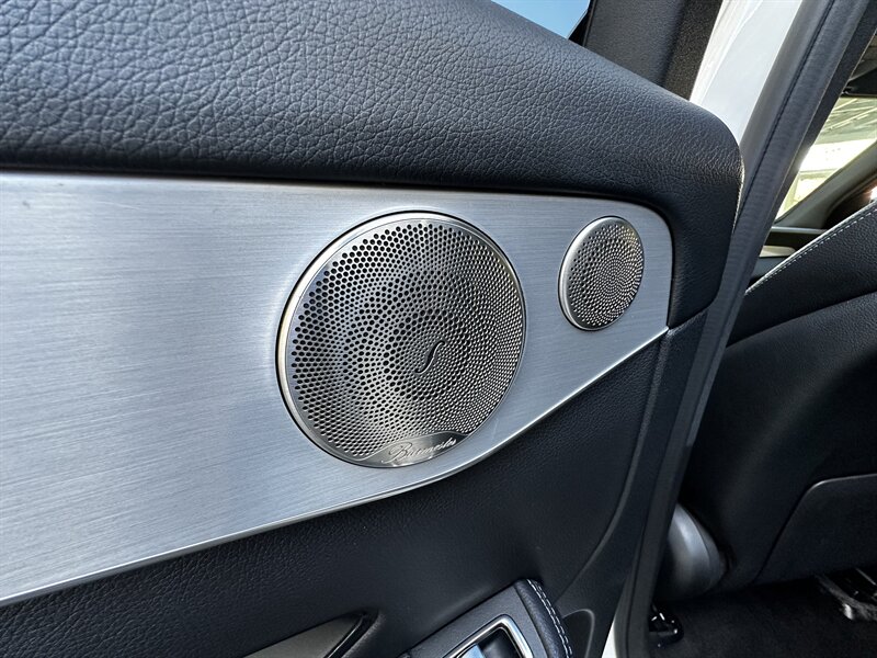 2021 Mercedes-Benz GLC GLC 300 - Photo 13 - Vista, CA 92084