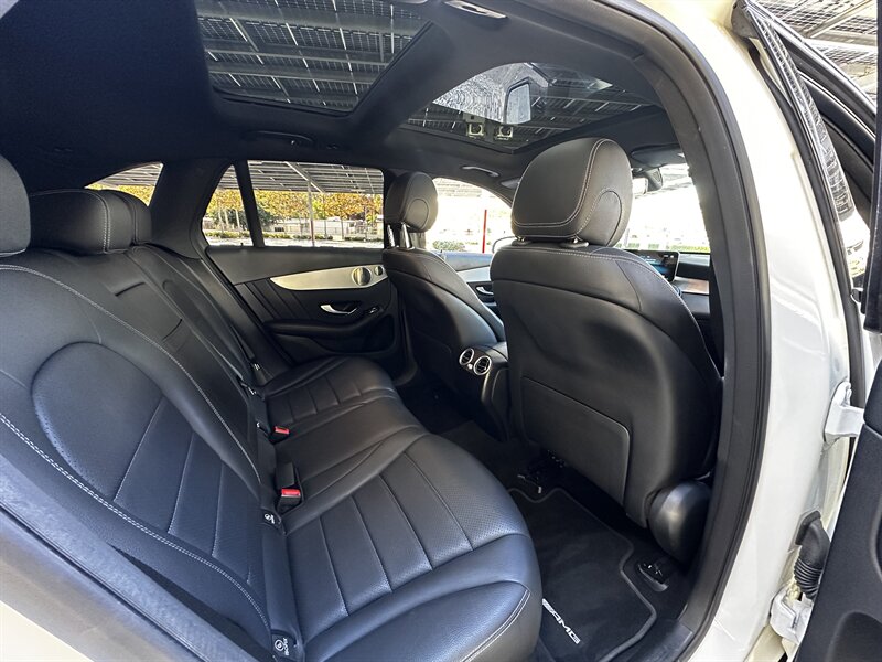 2021 Mercedes-Benz GLC GLC 300 - Photo 11 - Vista, CA 92084