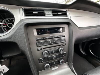 2013 Ford Mustang V6   - Photo 17 - Vista, CA 92084