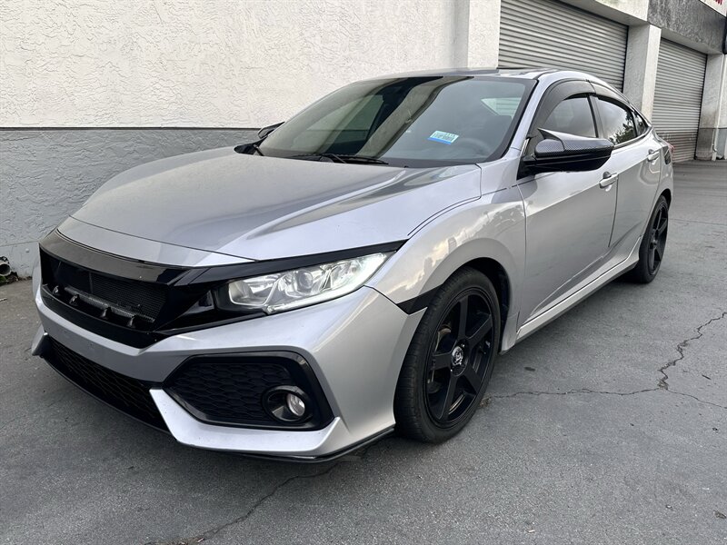2017 Honda Civic Si - Photo 4 - Vista, CA 92084
