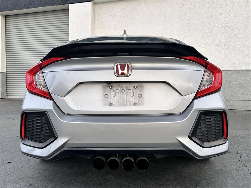 2017 Honda Civic Si - Photo 15 - Vista, CA 92084
