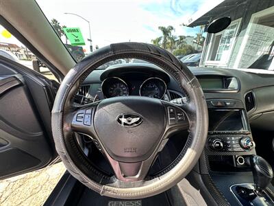 2011 Hyundai Genesis Coupe 2.0T   - Photo 14 - Vista, CA 92084