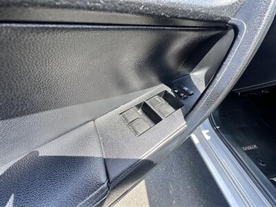 2017 Toyota Corolla SE * FULLY LOADED * GAS SAVER *   - Photo 28 - Vista, CA 92084