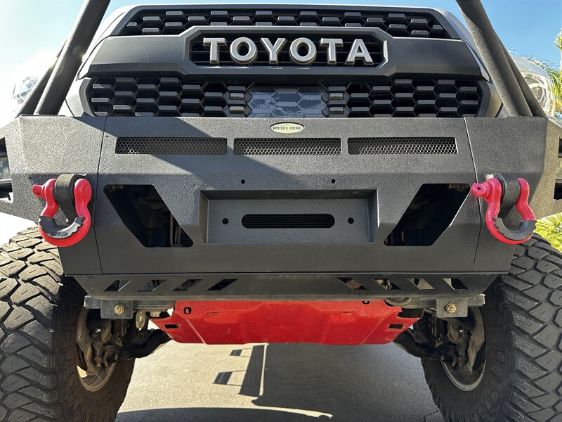 2018 Toyota Tacoma TRD Sport - Photo 26 - Vista, CA 92084