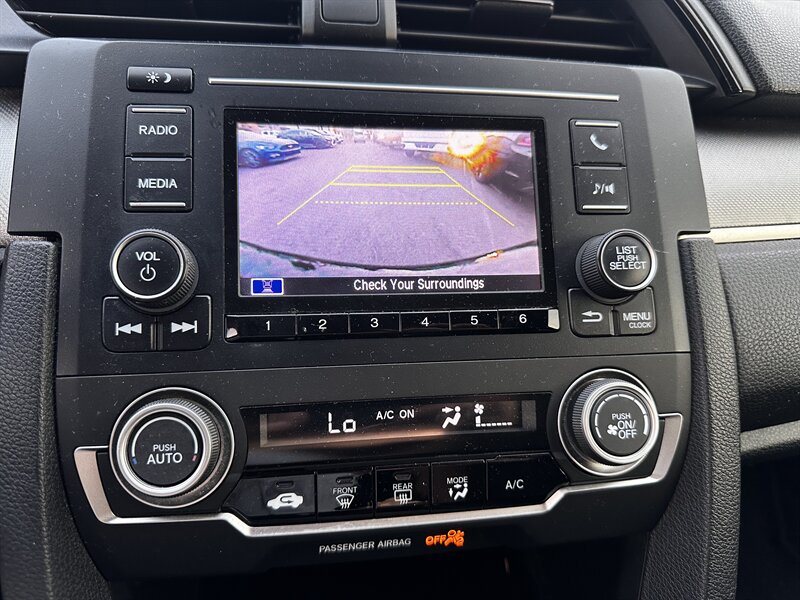 2016 Honda Civic LX   - Photo 4 - Vista, CA 92084