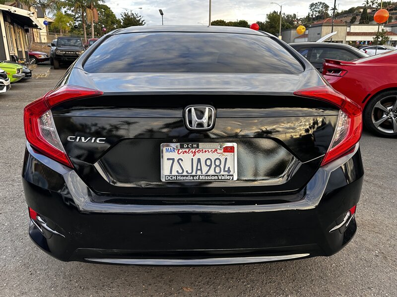 2016 Honda Civic LX   - Photo 14 - Vista, CA 92084