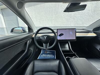 2020 Tesla Model 3 Standard Range Plus   - Photo 14 - Vista, CA 92084