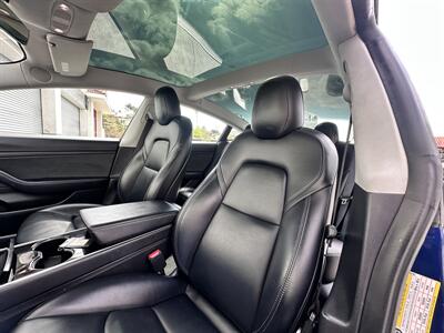 2020 Tesla Model 3 Standard Range Plus   - Photo 16 - Vista, CA 92084