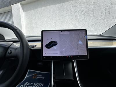 2020 Tesla Model 3 Standard Range Plus   - Photo 22 - Vista, CA 92084
