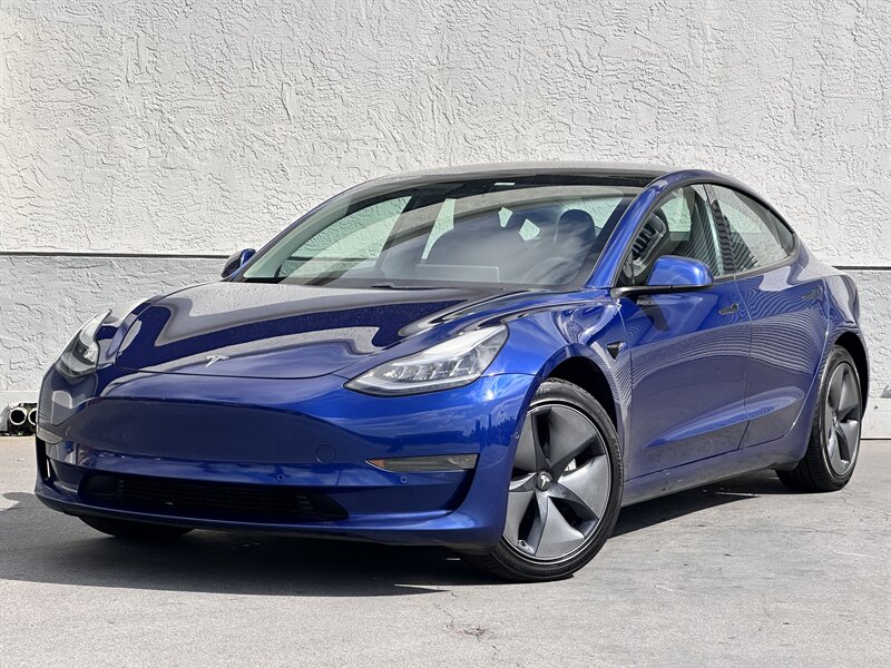 2020 Tesla Model 3 Standard Range Plus - Photo 1 - Vista, CA 92084