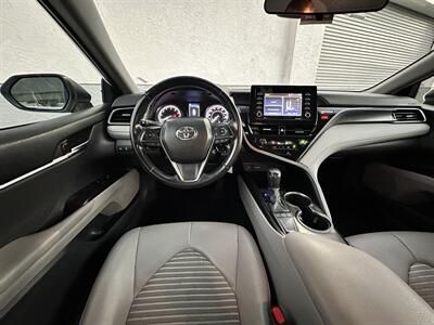 2023 Toyota Camry SE   - Photo 20 - Vista, CA 92084