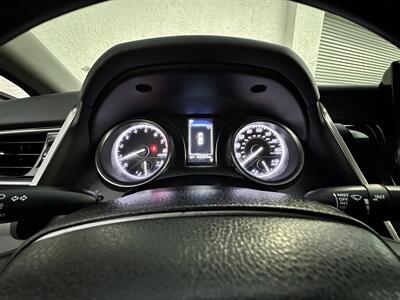 2023 Toyota Camry SE   - Photo 15 - Vista, CA 92084