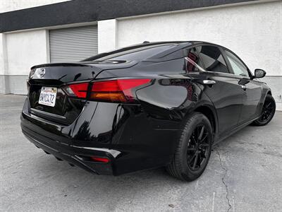 2019 Nissan Altima 2.5 S * LOW MILES * BLACKED OUT *   - Photo 8 - Vista, CA 92084