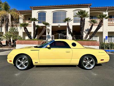 2002 Ford Thunderbird Deluxe   - Photo 8 - Vista, CA 92084