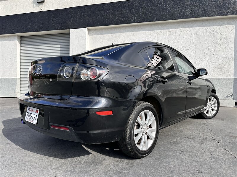 2008 Mazda Mazda3 i Sport * 5 SPEED MANUAL * 4CYL * SPORTY - Photo 10 - Vista, CA 92084