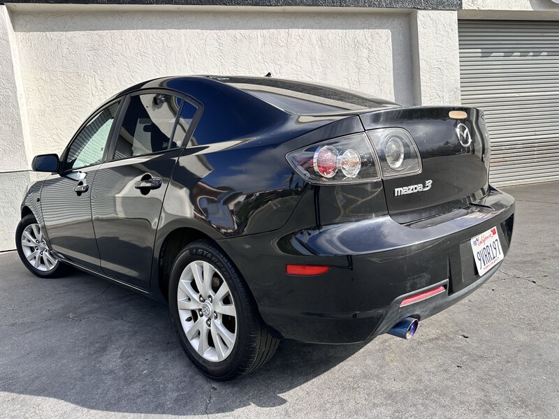 2008 Mazda Mazda3 i Sport * 5 SPEED MANUAL * 4CYL * SPORTY - Photo 8 - Vista, CA 92084
