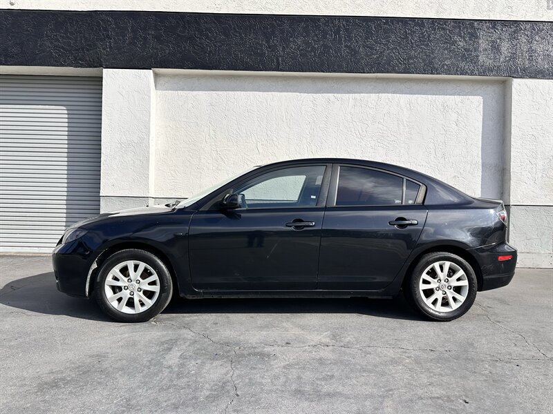 2008 Mazda Mazda3 i Sport * 5 SPEED MANUAL * 4CYL * SPORTY - Photo 12 - Vista, CA 92084