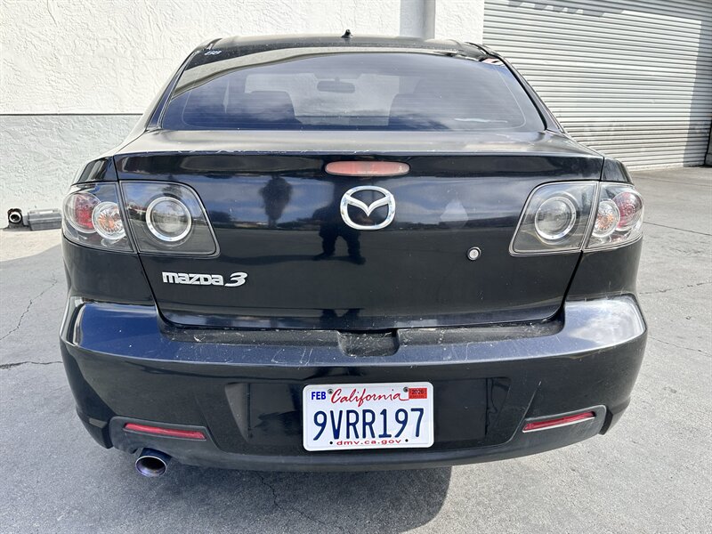 2008 Mazda Mazda3 i Sport * 5 SPEED MANUAL * 4CYL * SPORTY - Photo 6 - Vista, CA 92084