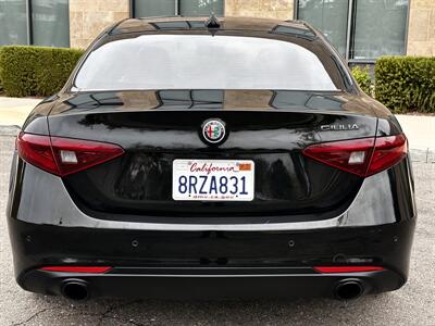 2020 Alfa Romeo Giulia   - Photo 6 - Vista, CA 92084