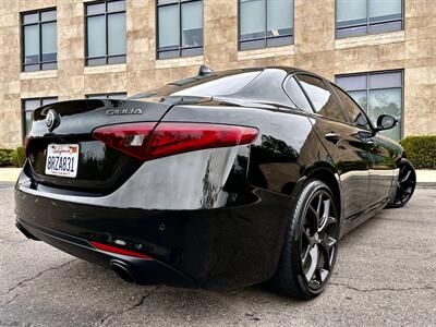 2020 Alfa Romeo Giulia   - Photo 10 - Vista, CA 92084