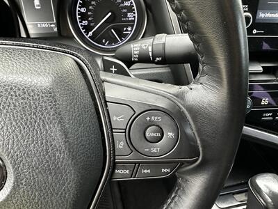 2021 Toyota Camry SE   - Photo 29 - Vista, CA 92084