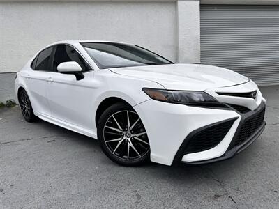 2021 Toyota Camry SE   - Photo 9 - Vista, CA 92084
