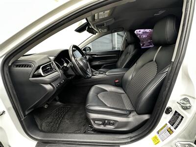 2021 Toyota Camry SE   - Photo 24 - Vista, CA 92084