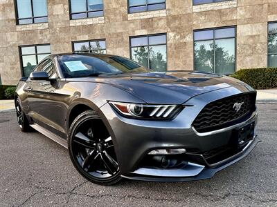 2016 Ford Mustang EcoBoost Premium   - Photo 11 - Vista, CA 92084