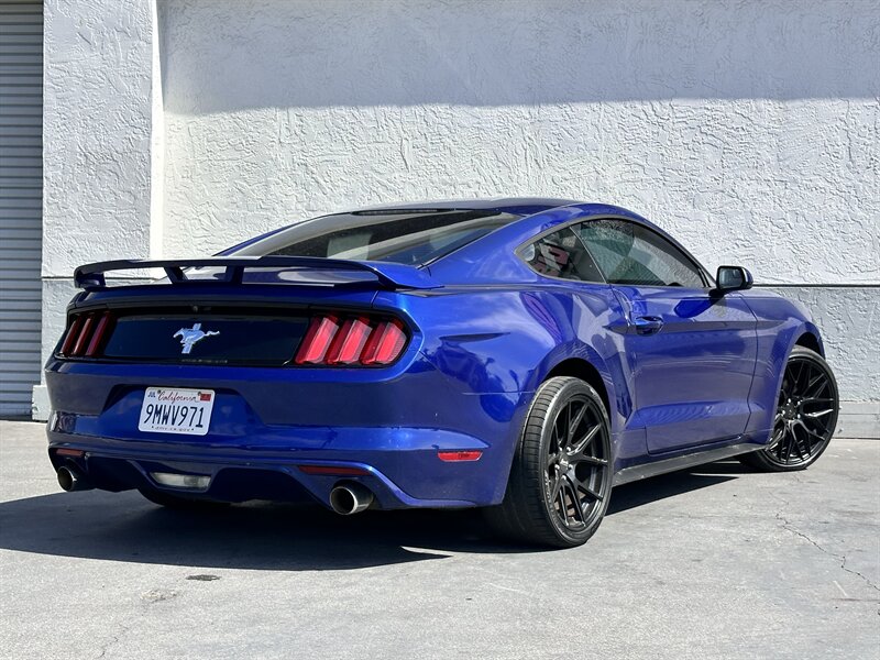 2015 Ford Mustang V6 - Photo 2 - Vista, CA 92084
