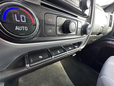 2014 GMC Sierra 1500 SLE * LOW MILES * 5.3 LITER V8 *   - Photo 32 - Vista, CA 92084