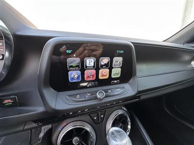 2016 Chevrolet Camaro SS   - Photo 23 - Vista, CA 92084