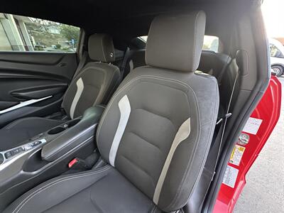 2016 Chevrolet Camaro SS   - Photo 19 - Vista, CA 92084