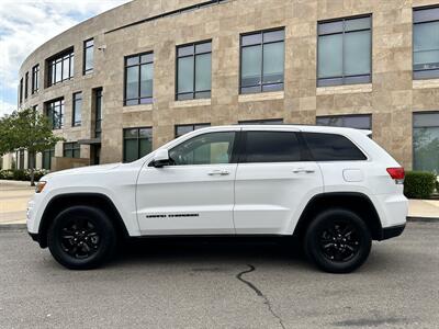 2017 Jeep Grand Cherokee Laredo   - Photo 11 - Vista, CA 92084