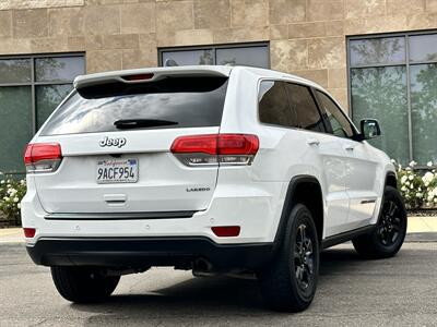 2017 Jeep Grand Cherokee Laredo   - Photo 2 - Vista, CA 92084