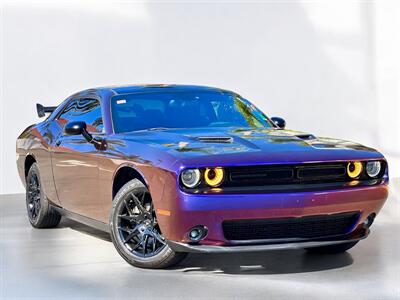 2015 Dodge Challenger SXT   - Photo 2 - Vista, CA 92084