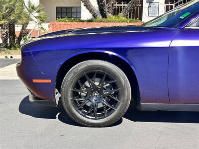 2015 Dodge Challenger SXT   - Photo 22 - Vista, CA 92084