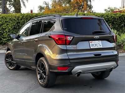 2019 Ford Escape SEL   - Photo 4 - Vista, CA 92084