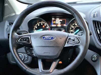 2019 Ford Escape SEL   - Photo 26 - Vista, CA 92084