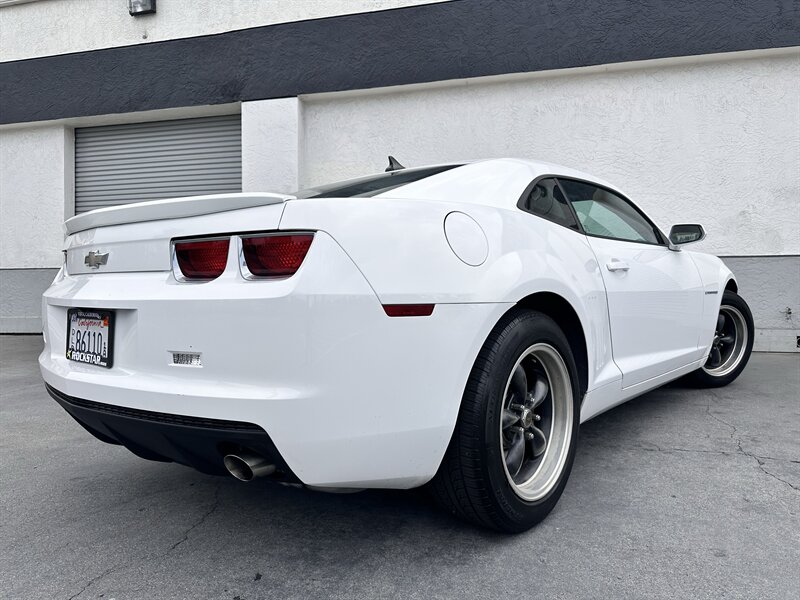 2012 Chevrolet Camaro LS - Photo 13 - Vista, CA 92084
