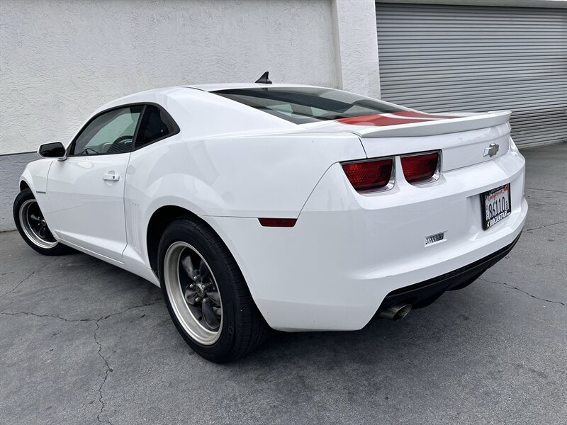 2012 Chevrolet Camaro LS - Photo 11 - Vista, CA 92084