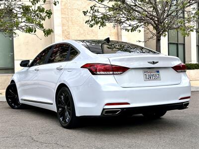 2015 Hyundai Genesis 3.8L   - Photo 2 - Vista, CA 92084