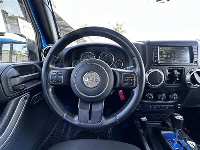 2015 Jeep Wrangler Unlimited Sahara * LIFTED * 20 " RIMS * 35 " TIRES * 4X4 *   - Photo 25 - Vista, CA 92084