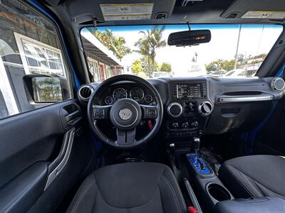 2015 Jeep Wrangler Unlimited Sahara * LIFTED * 20 " RIMS * 35 " TIRES * 4X4 *   - Photo 17 - Vista, CA 92084