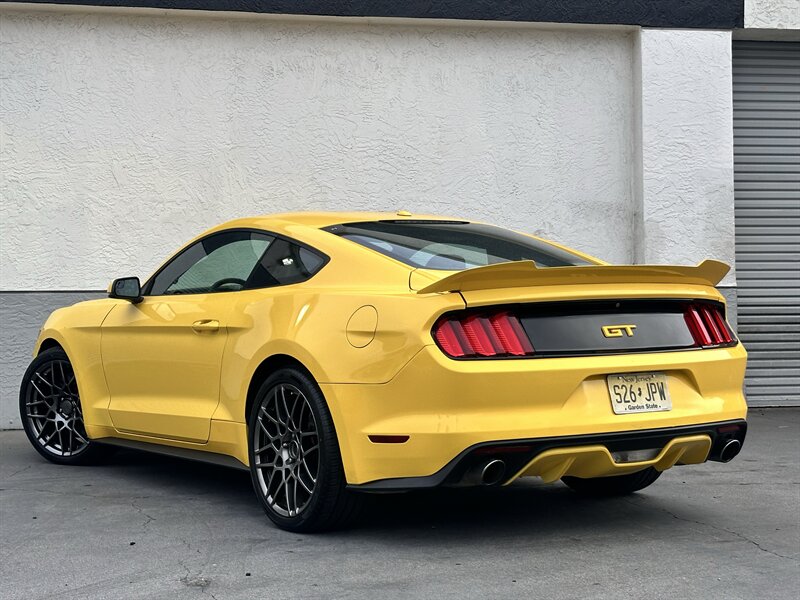 2015 Ford Mustang GT Premium * 5.0 COYOTE V8 * 6 SPEED * BREMBO * - Photo 12 - Vista, CA 92084
