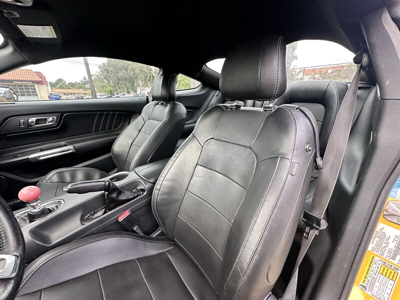 2015 Ford Mustang GT Premium * 5.0 COYOTE V8 * 6 SPEED * BREMBO * - Photo 16 - Vista, CA 92084