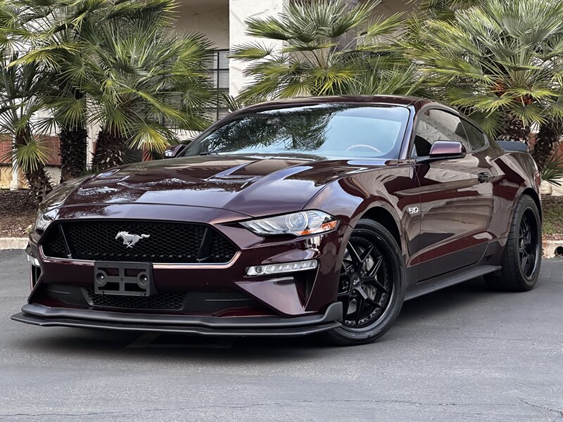 2018 Ford Mustang GT * 5.0 COYOTE V8 * 6 speed* LOW MILES   - Photo 3 - Vista, CA 92084
